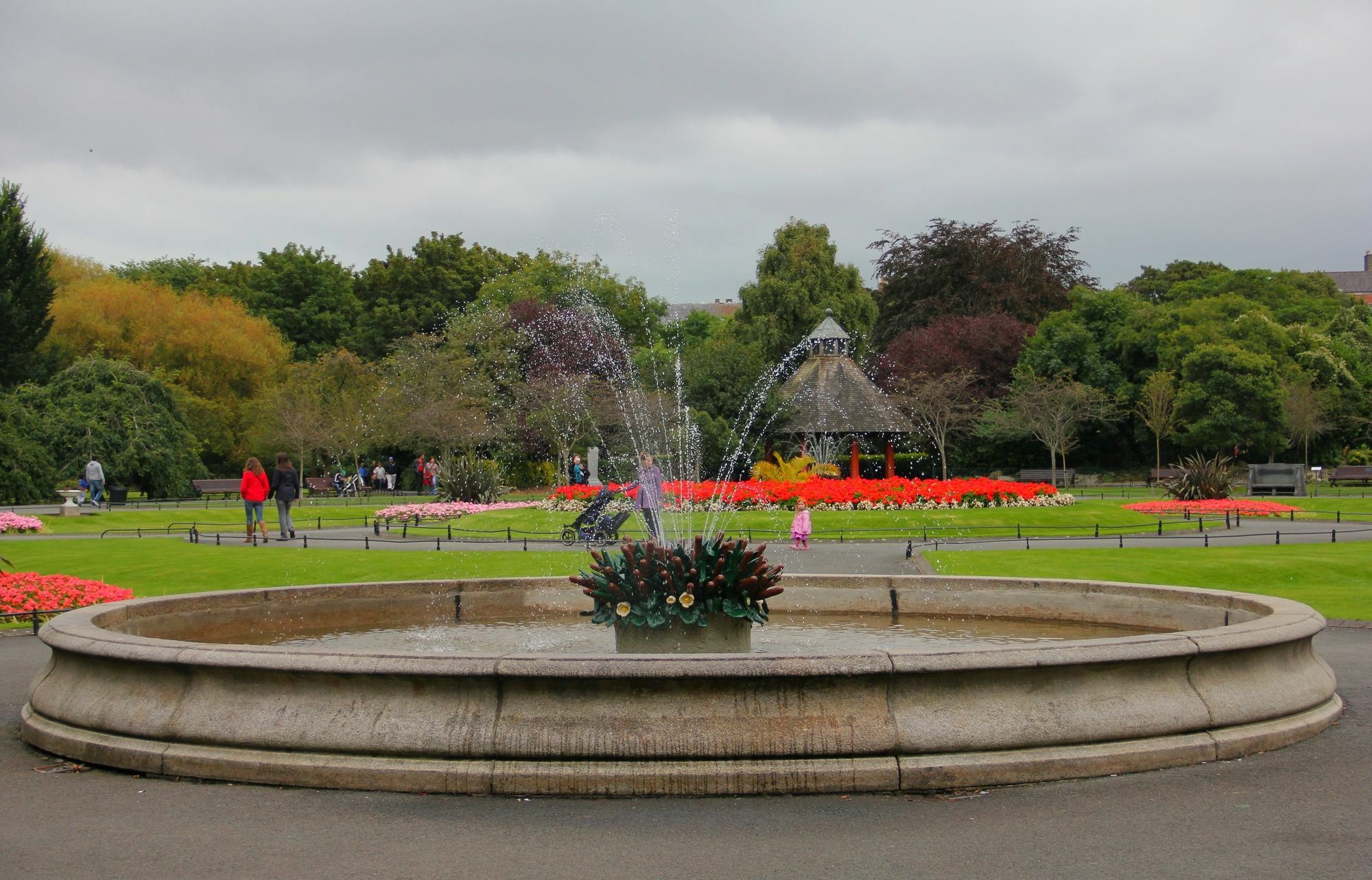 Gallery Quay 2 Bed Apartment *